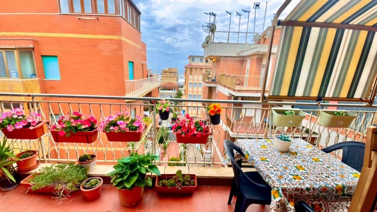 Penthouse Salus Sea View Terrace Apartment Lido di Ostia Exterior photo